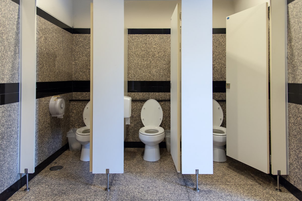 Is it Safe to Use a Public Bathroom During COVID-19?