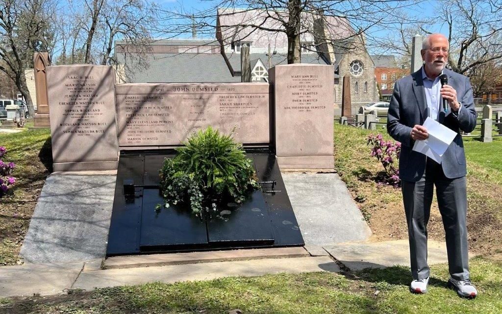 Dr. Hank Schwartz Speaks at Hartford Frederick Olmsted Commemoration