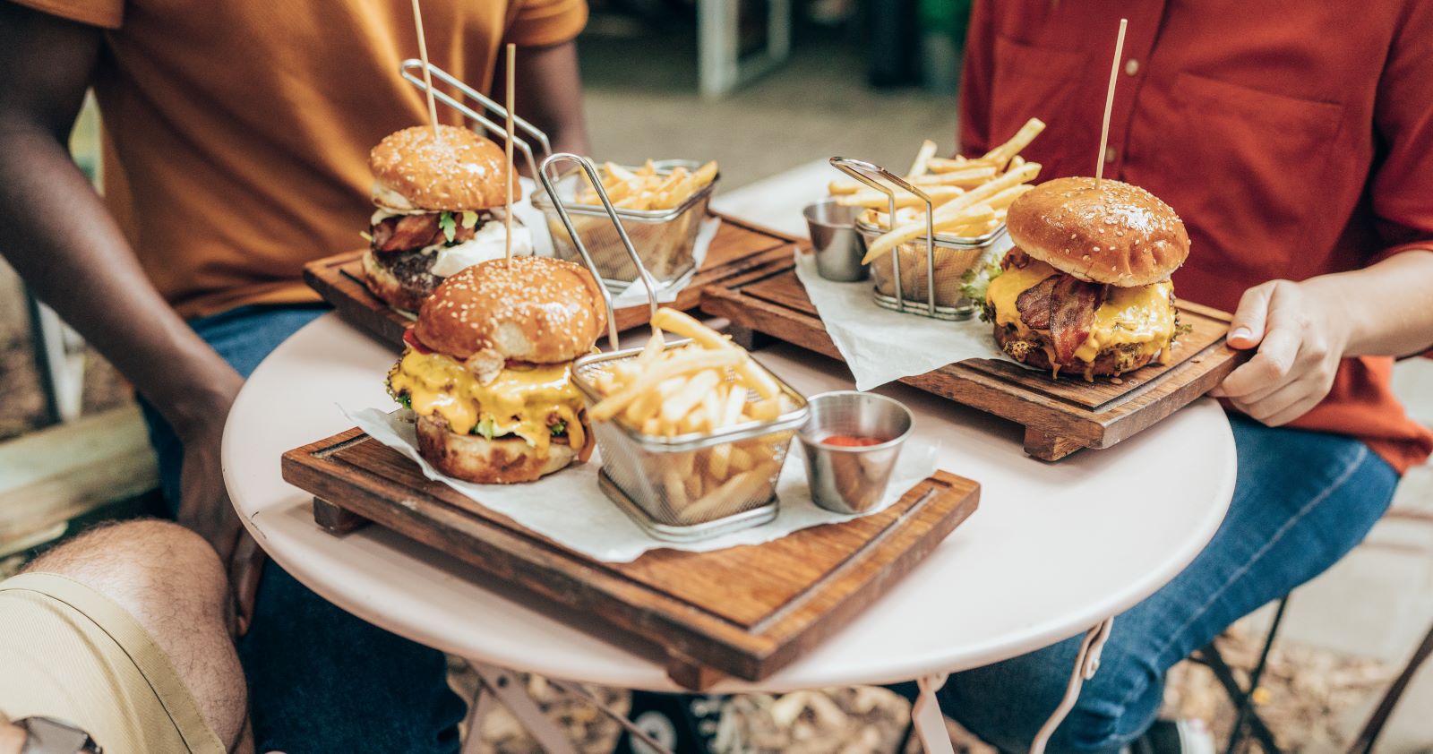 This One Rule Will Help You Avoid the Worst Restaurant Foods for Your Health
