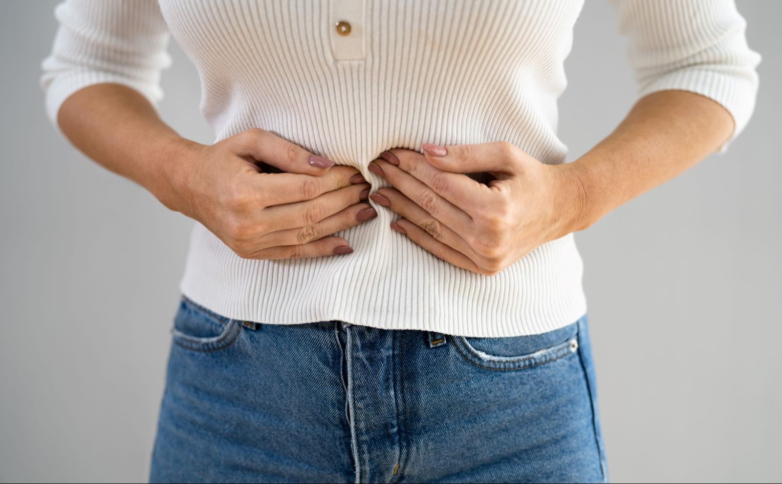 A 47-year-old thought her digestive issues were menopause, until she ended up in the emergency room battling colon cancer.