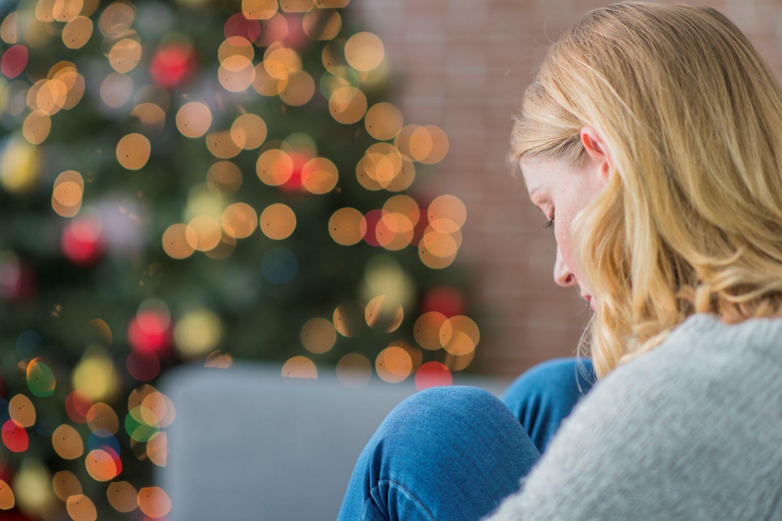 4 Ways Women Can Manage Holiday Stress