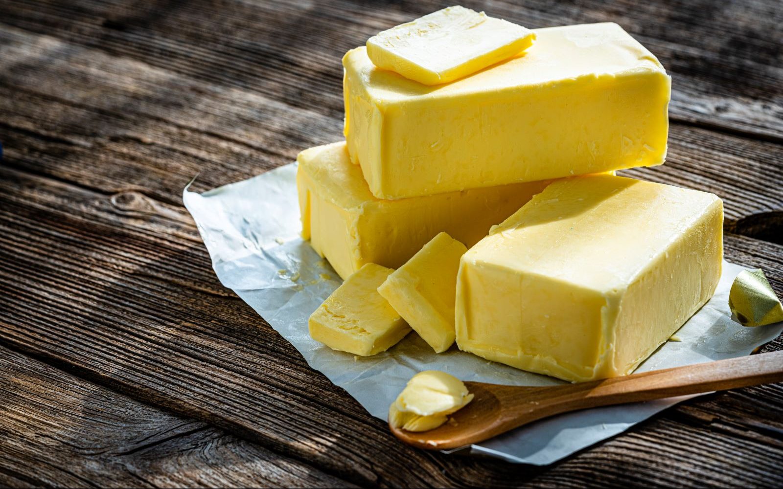 Whether you opt for butter or margarine, you’re bound to consume some fat. But the trick is choosing the right ones.