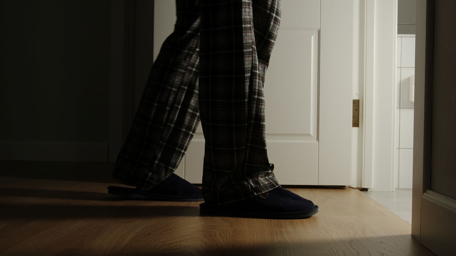 Warning: Here's why waking up to urinate at night is NOT always normal!