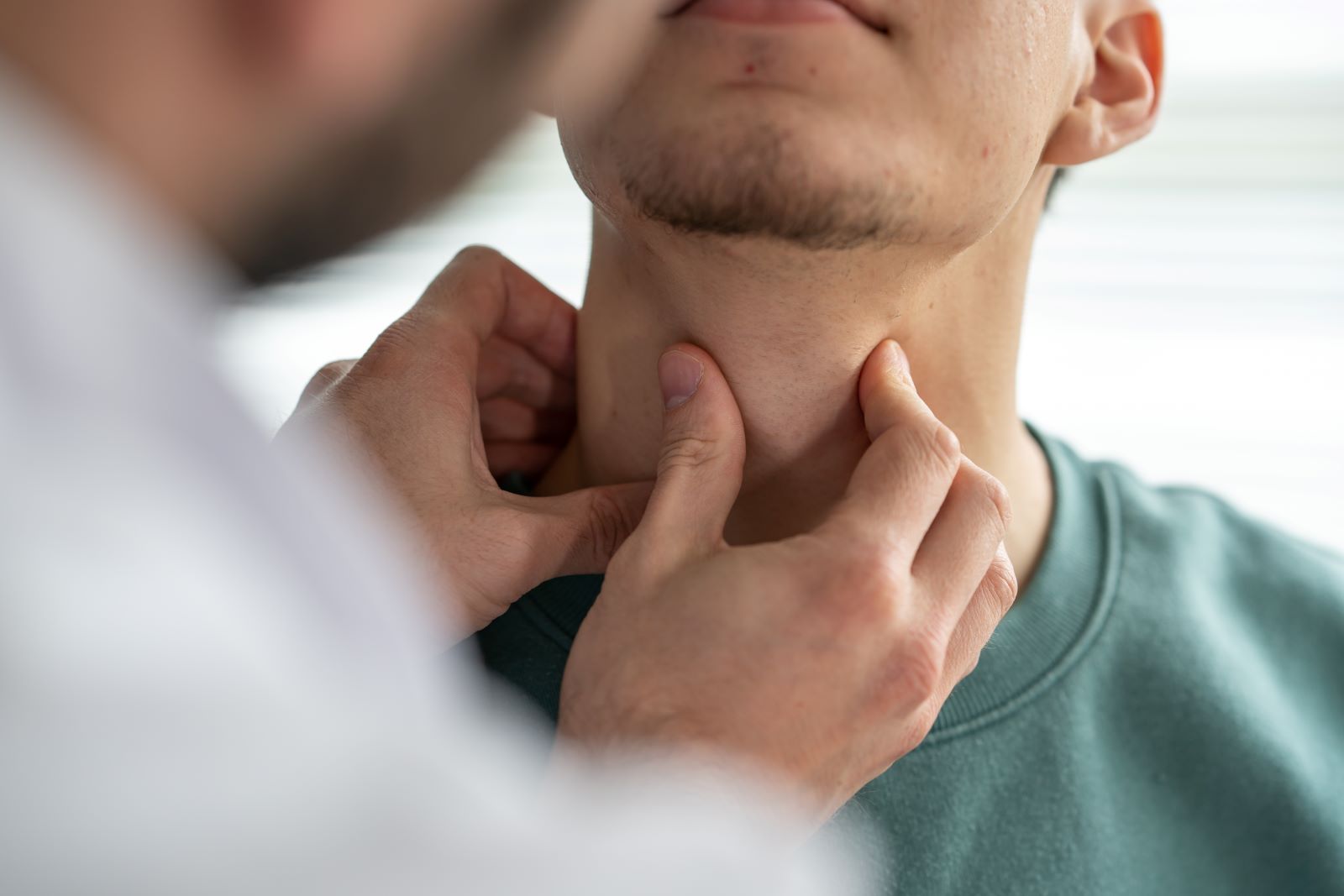 throat-cancer-lump-on-outside-of-neck