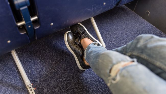 3 Ways to Avoid Swollen Feet When Flying