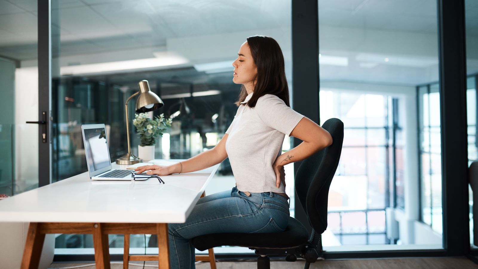 6 Ways to Improve Your Posture at Work