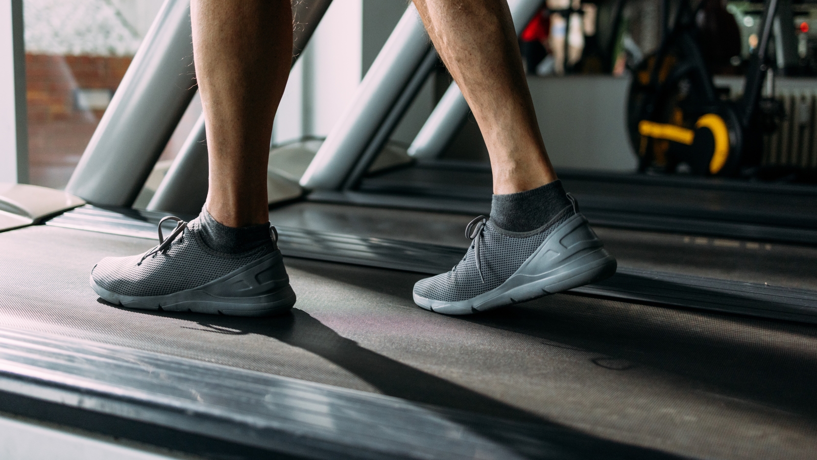 3 Benefits of Incline (and Decline) Treadmill Walks