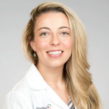 Anna Dukhovich, MD Portrait