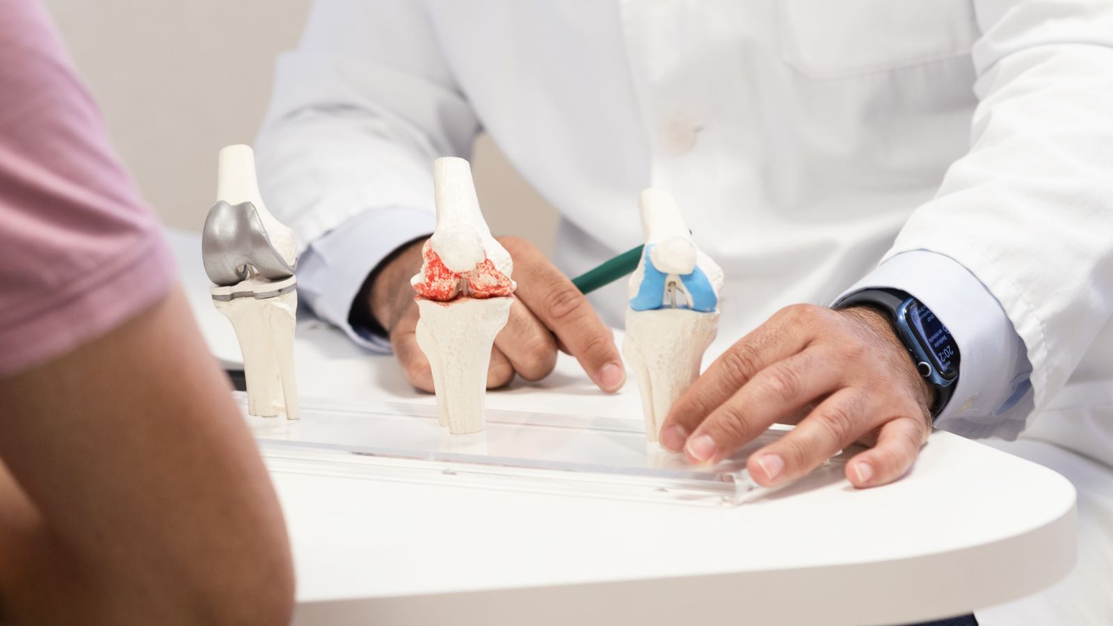 Partial vs. Total Knee Replacement: Which Is Right for Me?