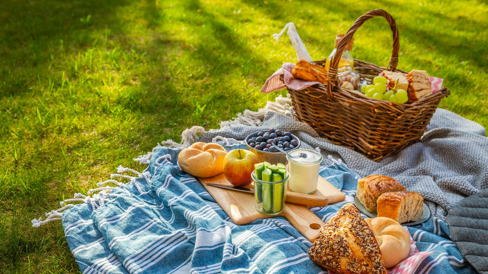 15 Healthy Mother’s Day Activities Mom Will Actually Enjoy