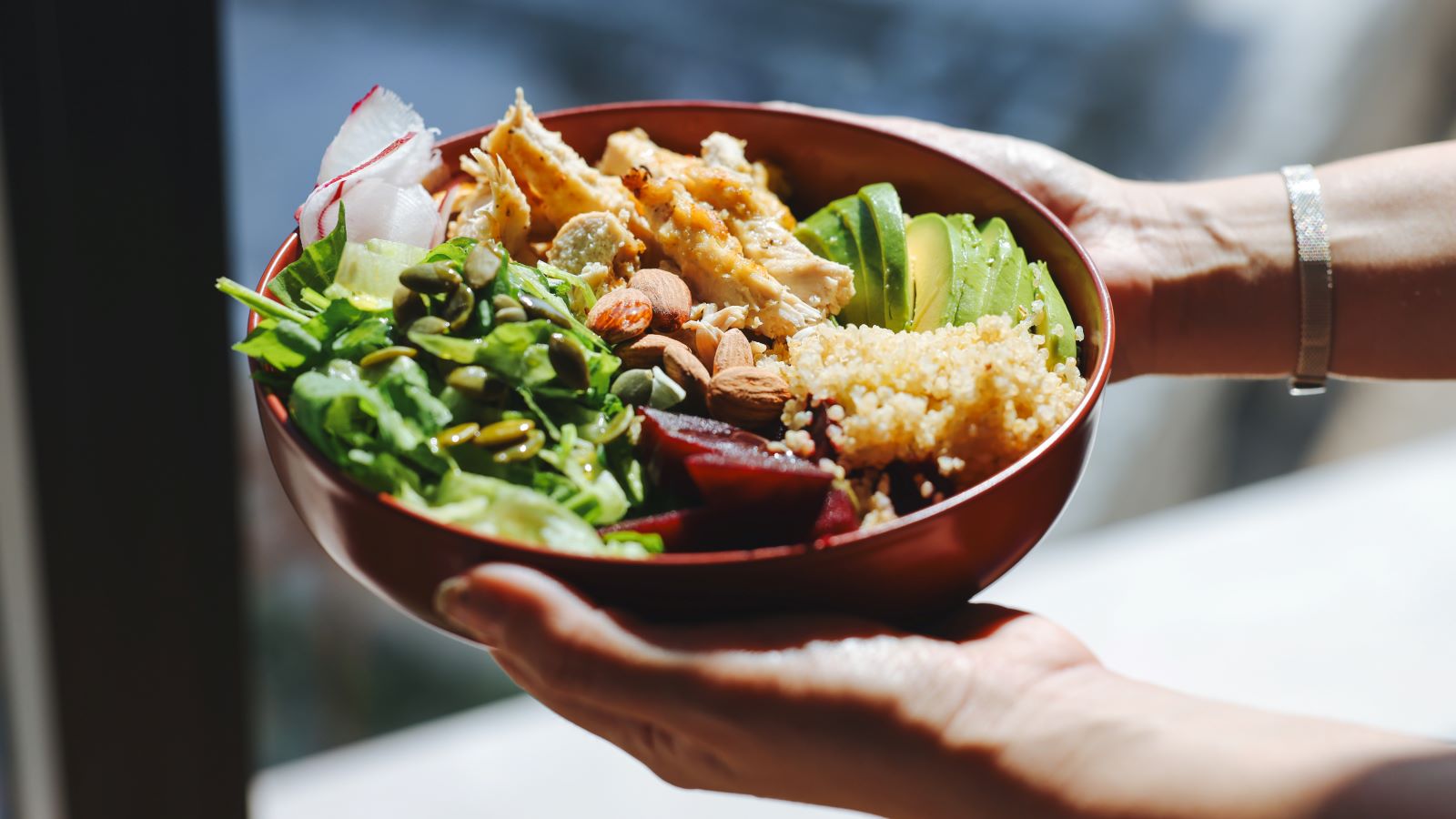 How to Make a Viral Kibble Bowl That’s Actually Healthy