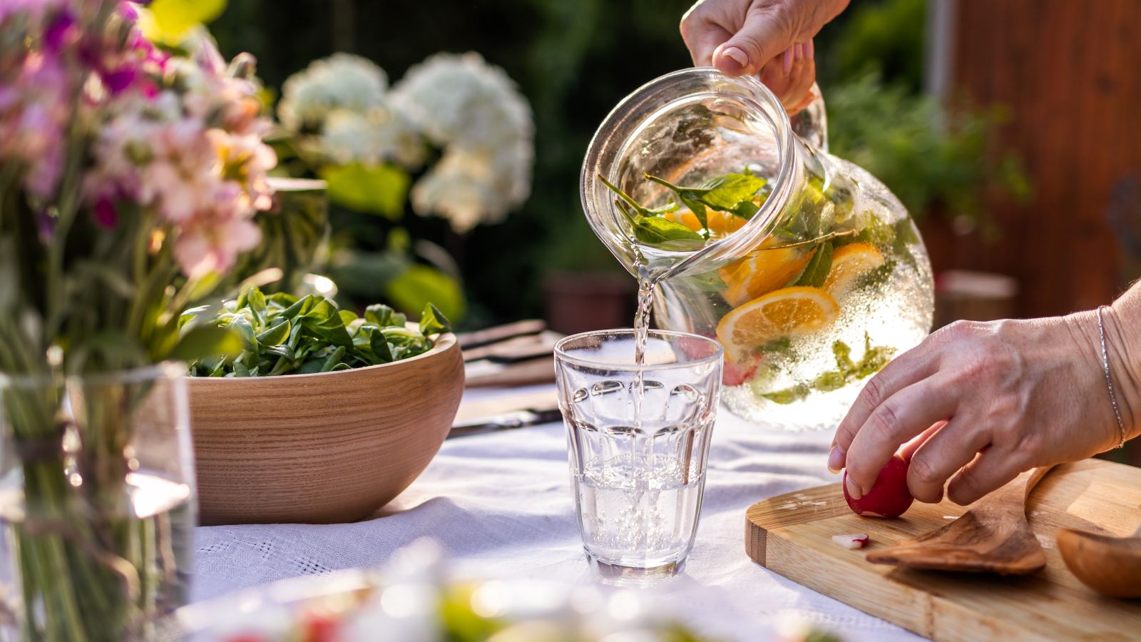 The 6 Best Ways to Prevent Kidney Stones, According to a Urologist