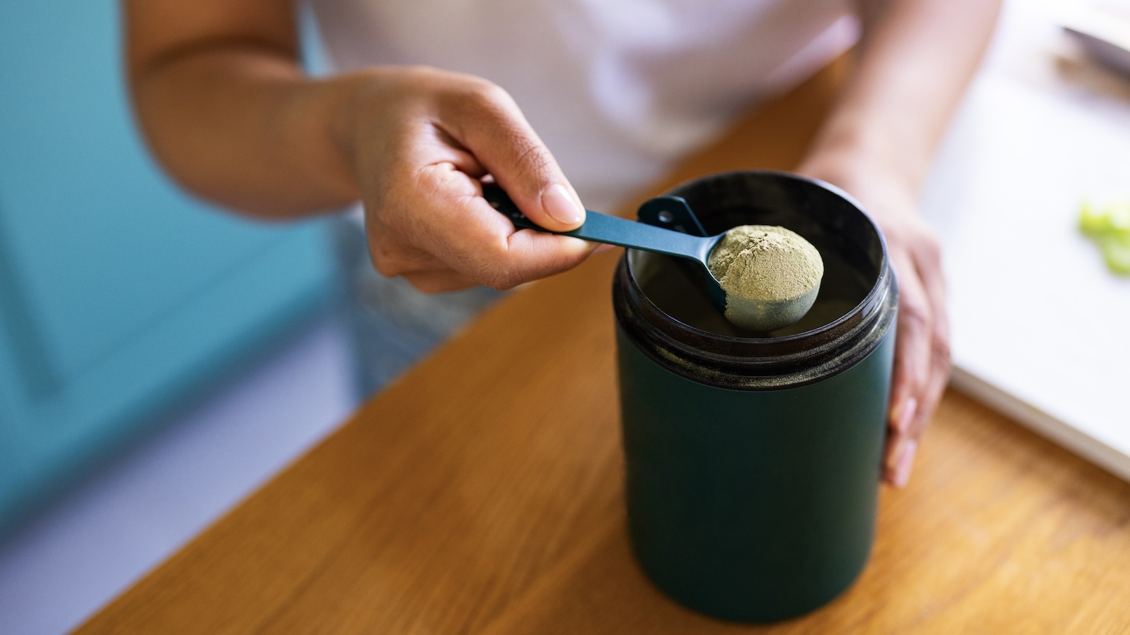 Before You Buy a Green Powder, Here’s What You’re Actually Getting